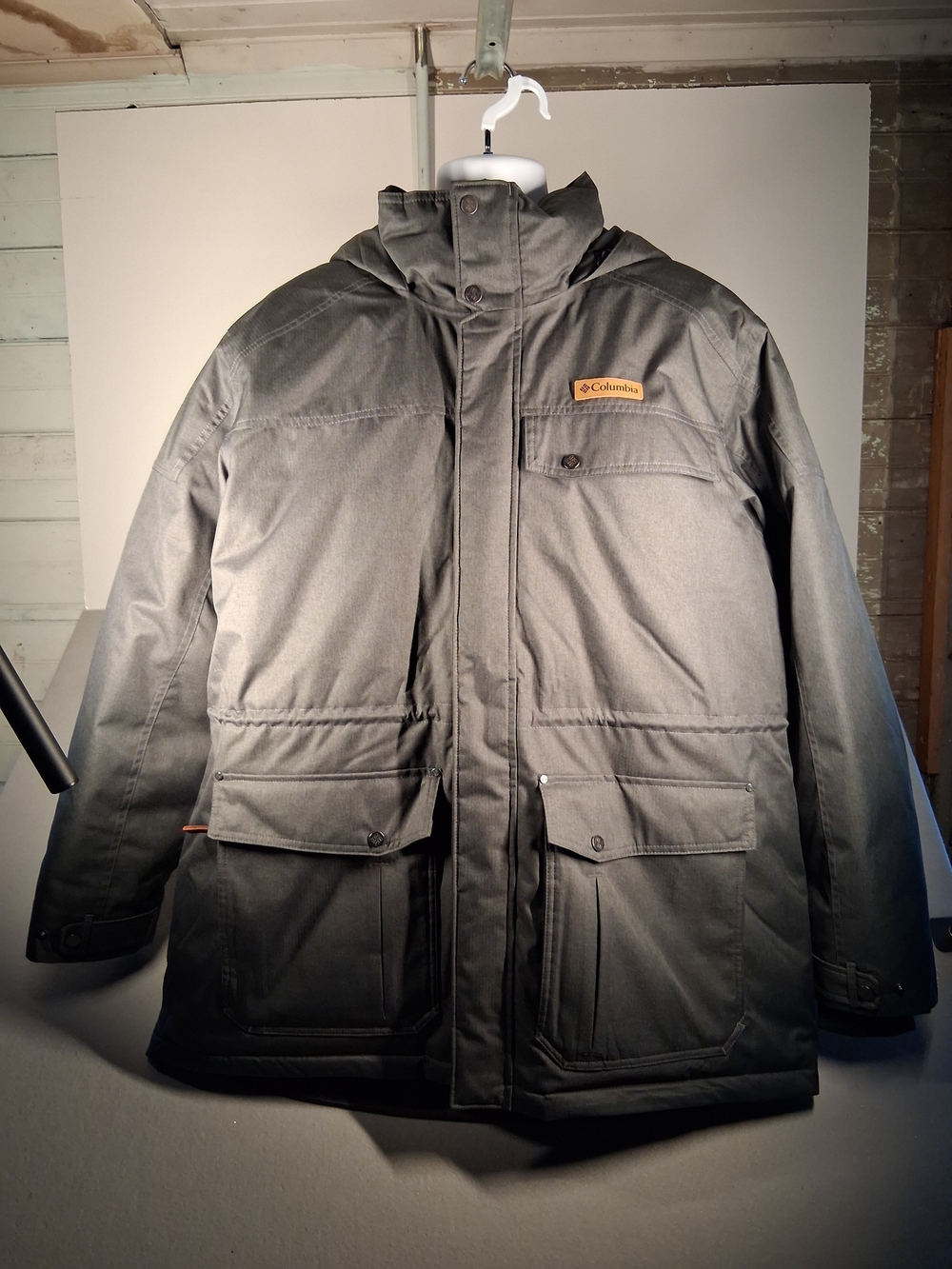 Columbia Men’s Down Hooded Coat- Gray